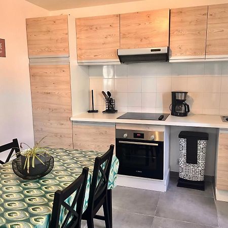 Villa 2 Chambres Proche D'Un Lac Ruelle-sur-Touvre エクステリア 写真