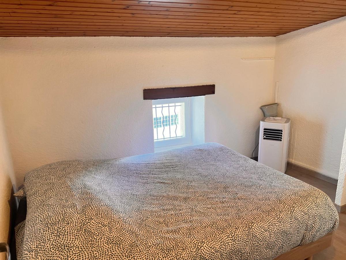 Villa 2 Chambres Proche D'Un Lac Ruelle-sur-Touvre エクステリア 写真