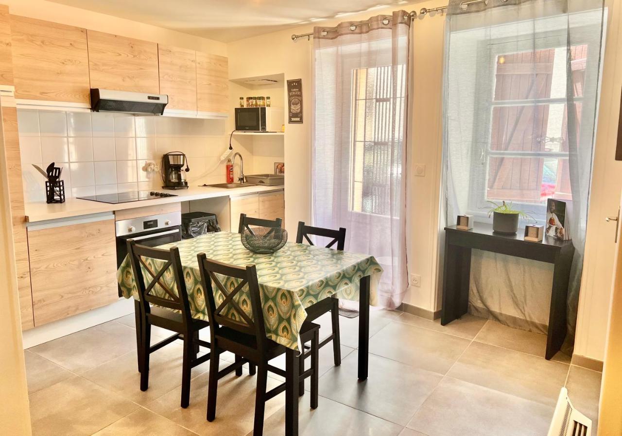 Villa 2 Chambres Proche D'Un Lac Ruelle-sur-Touvre エクステリア 写真